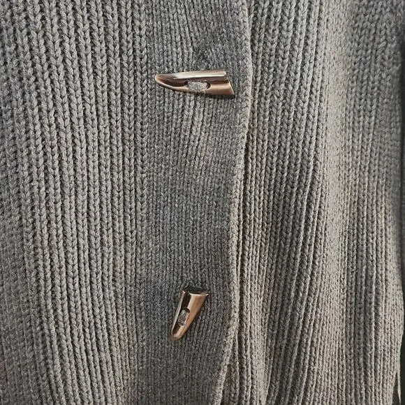 Vintage Talbots Wonens Gray Sweater Size Med Toggle Buttons Bell Sleeves Neutral - Picture 4 of 8